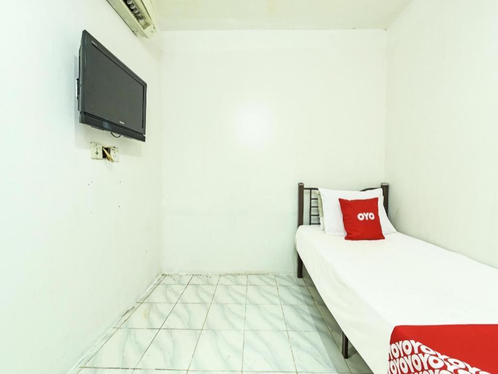 Oyo 90643 Gks Hotel Seremban Exterior foto