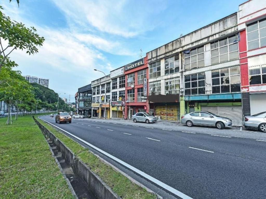 Oyo 90643 Gks Hotel Seremban Exterior foto