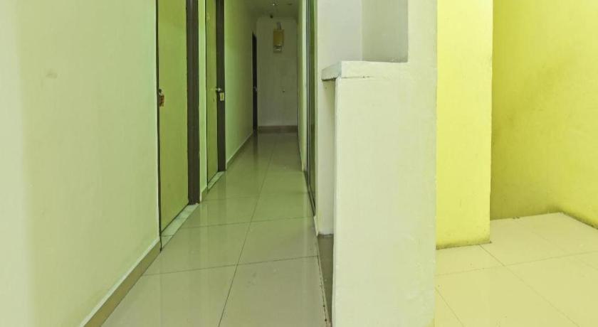 Oyo 90643 Gks Hotel Seremban Exterior foto